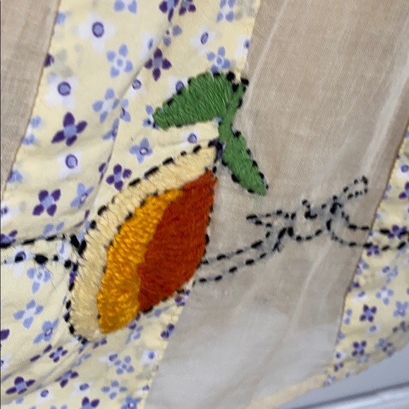 Embroidered skirt - Picture 5 of 6